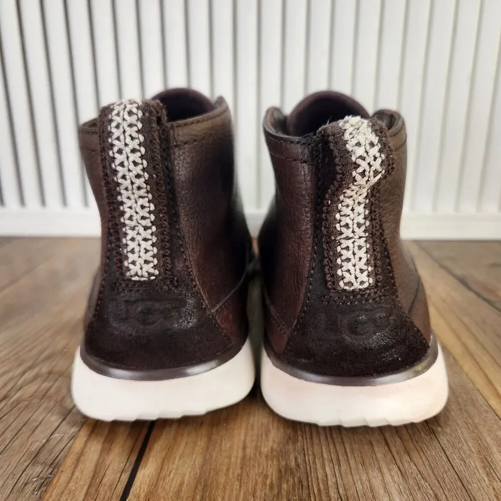 UGG Freamon Chukka Boots Mens Size 11 Brown Leather Preppy Ankle Shoes 1013234